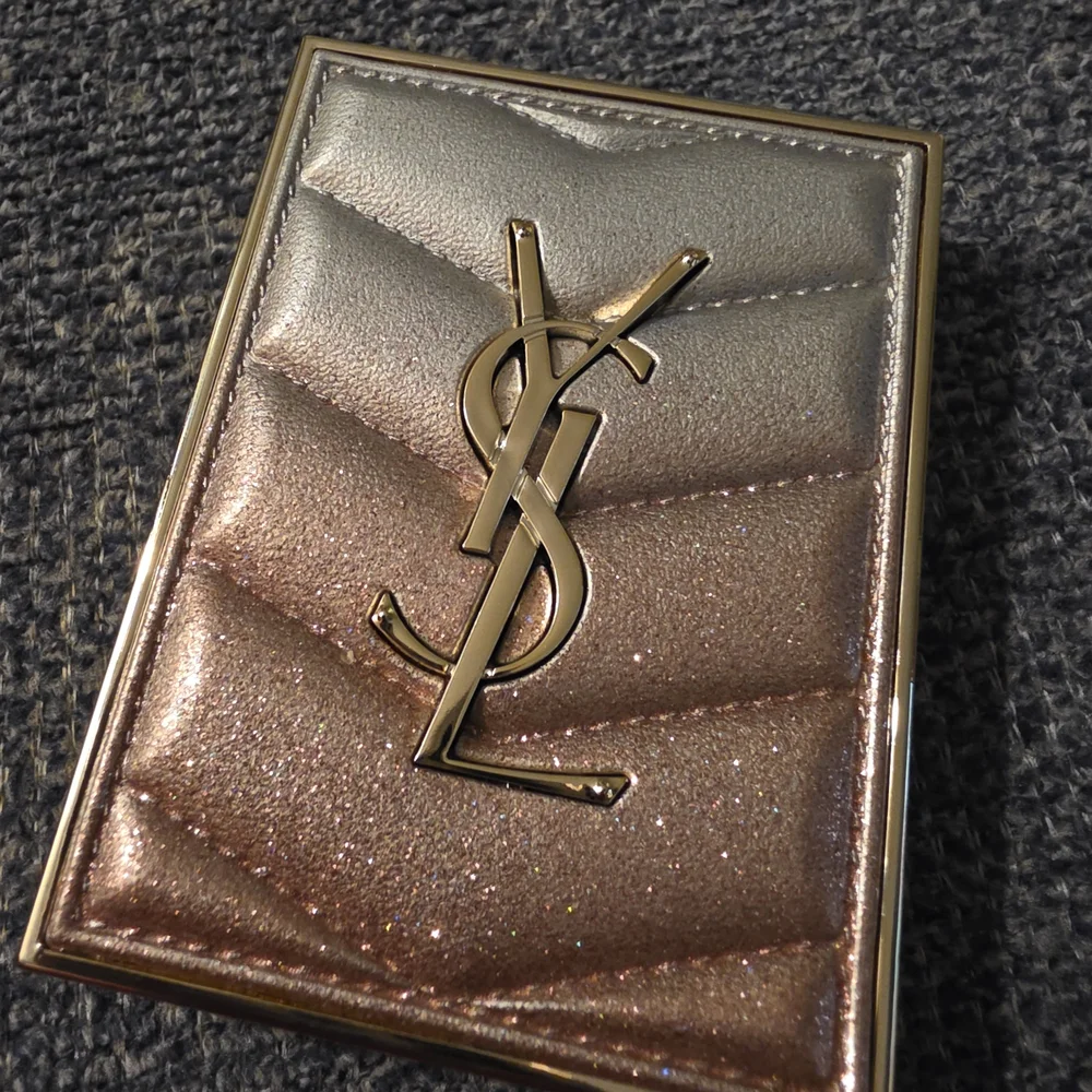 NEW~ YSL COUTURE MINI CLUTCH COLLECTOR Eyeshadow Palette~ 126 Sparking Lust